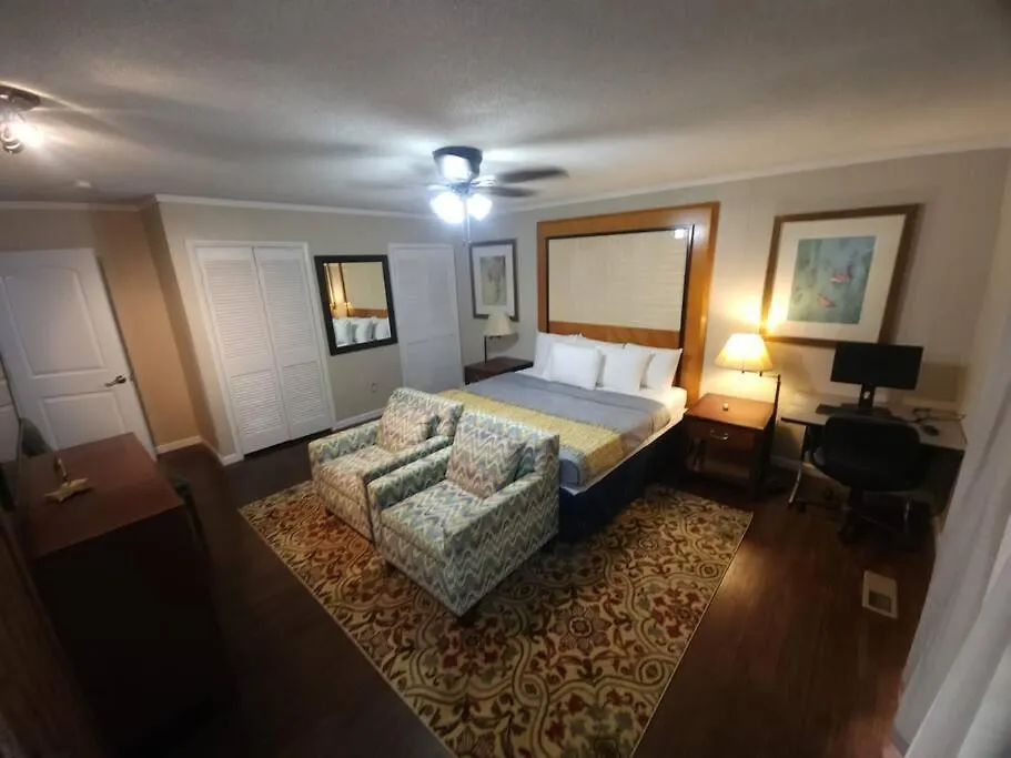 Holiday home Luxury Estate 13Bedrooms With Pool, Hot Tub, Sauna, Bar Memphis United States